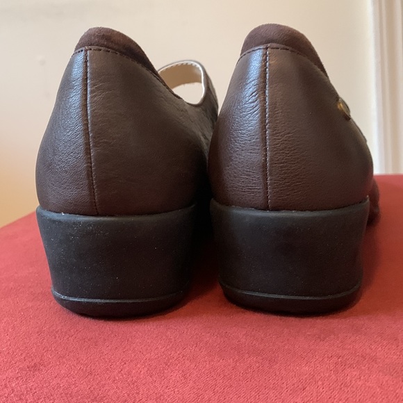 Hush Puppies Odell Mary Jane sz 9 Brown like new - Picture 4 of 6